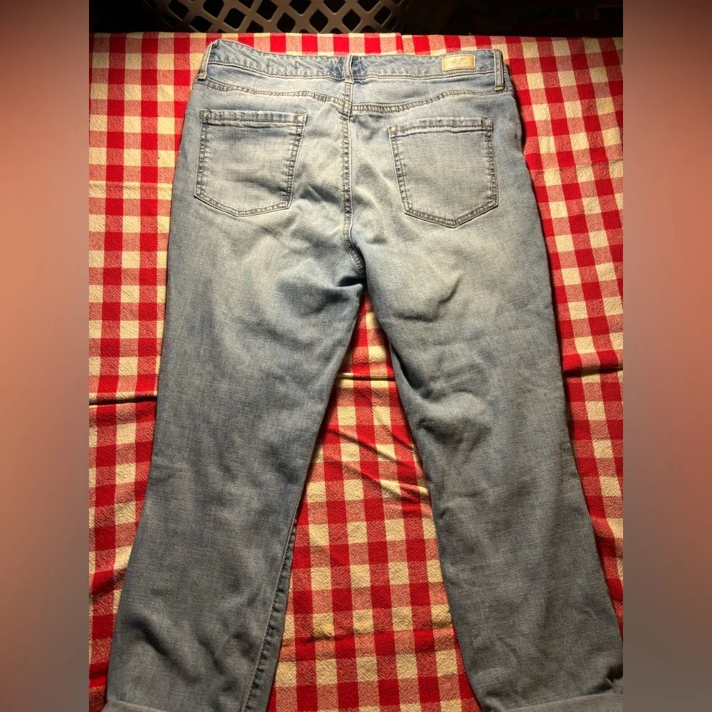 Women’s ripped jeans - Picture 3 of 3